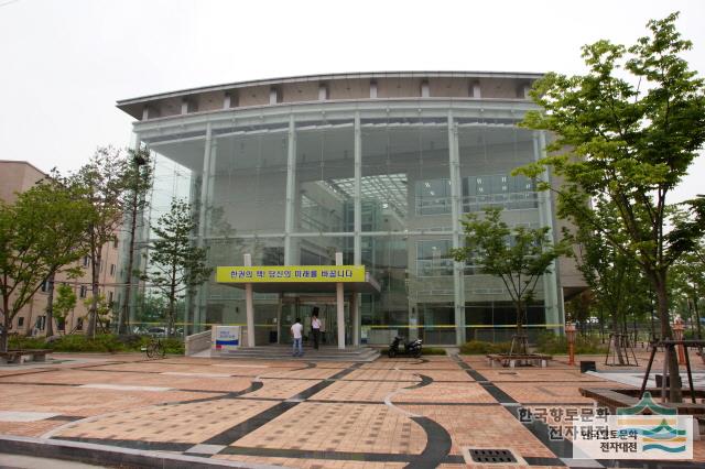 구미시립선산도서관의 사진 1